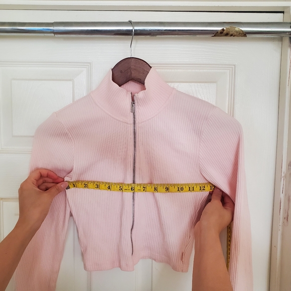 Tna long sleeve cropped zip up rare - Picture 4 of 7